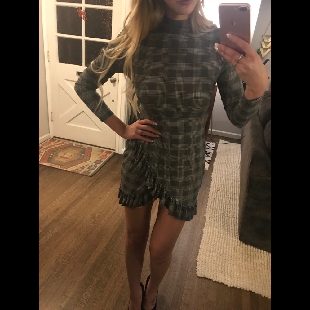 NWT MINI GINGHAM DRESS